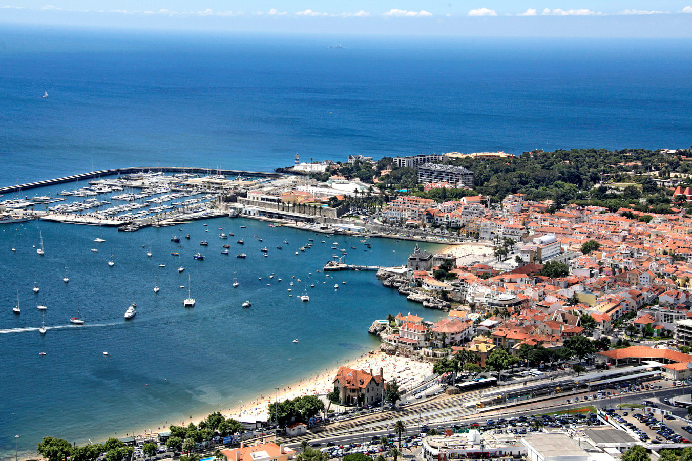 Rent a boat in Cascais