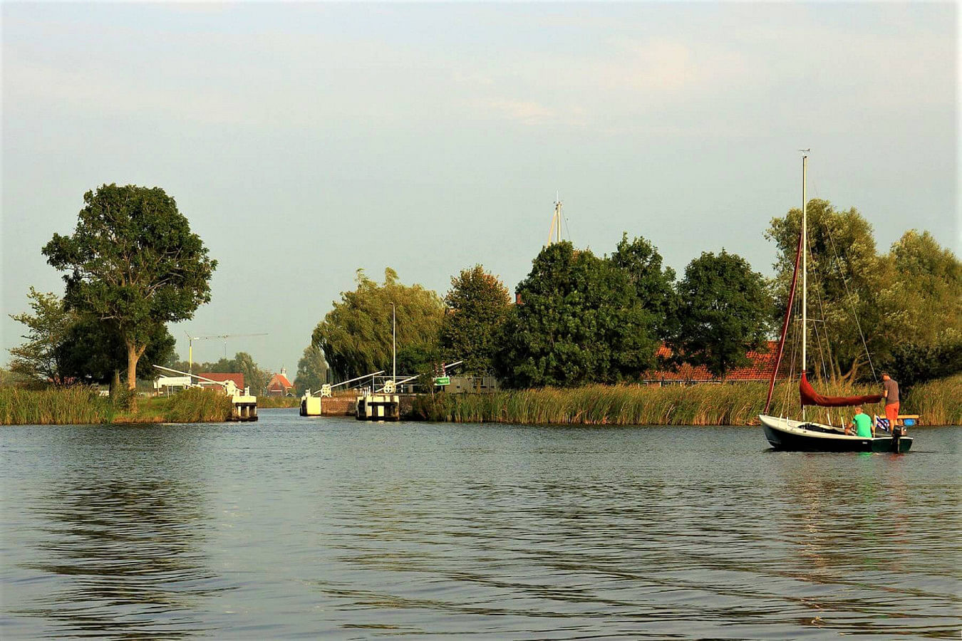 Lej en båd i De Friese Meren
