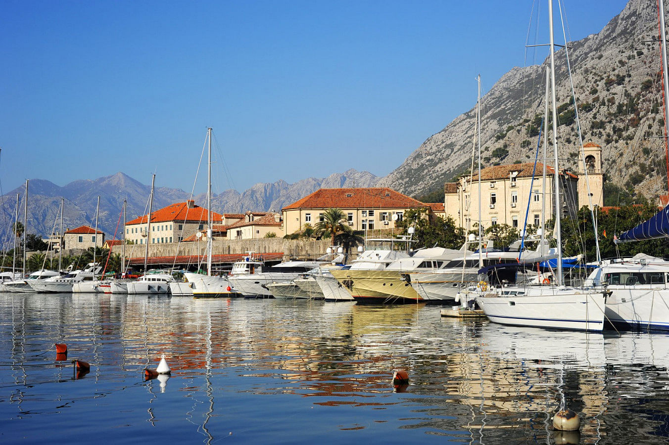 Lej en båd i Montenegro