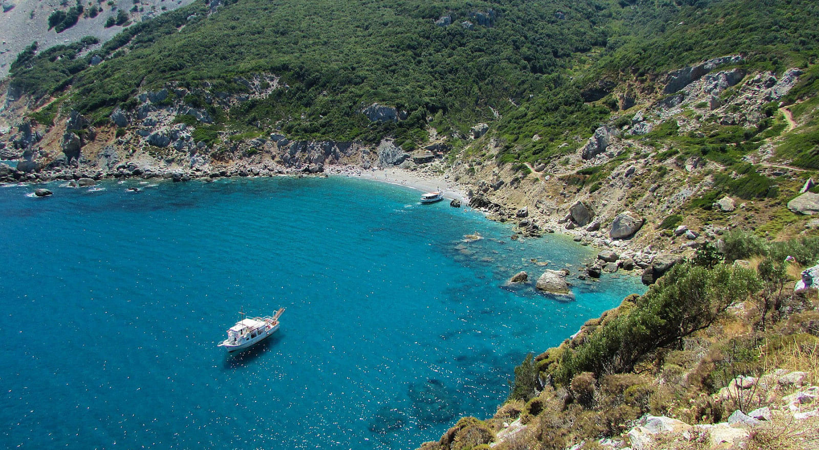 Louer un bateau à Sporades