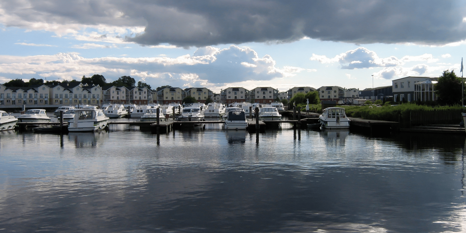Rent a boat in Carrick-on-Shannon