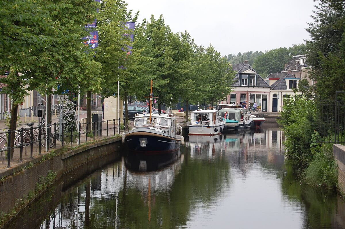 Wynajmij łódź w Heerenveen