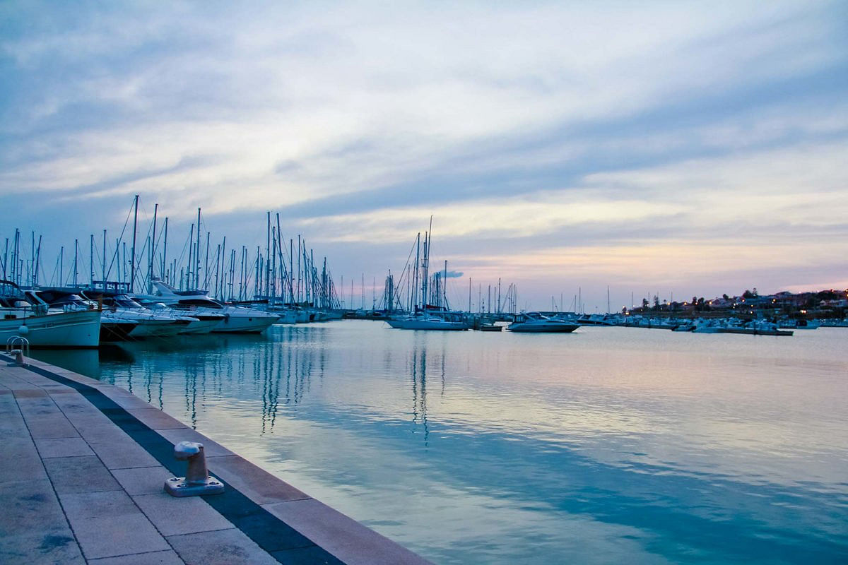 Lej en båd i Marina di Ragusa